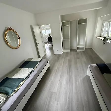 Schoene Apartments Am Rot-Weiss Essen Stadion E01 Bis E04 Apartmán