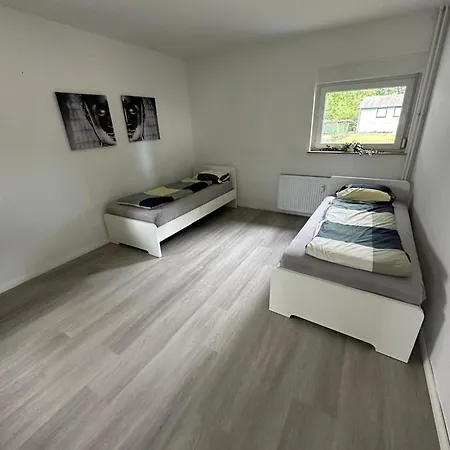 Schoene Am Rot-weiss Stadion E04 Und E01 公寓 *