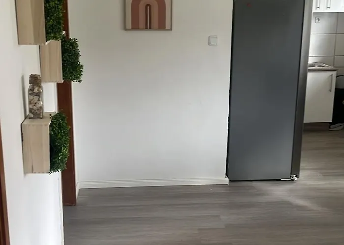 Apartamento Schoene Am Rot-weiss Stadion E04 Und E01 *